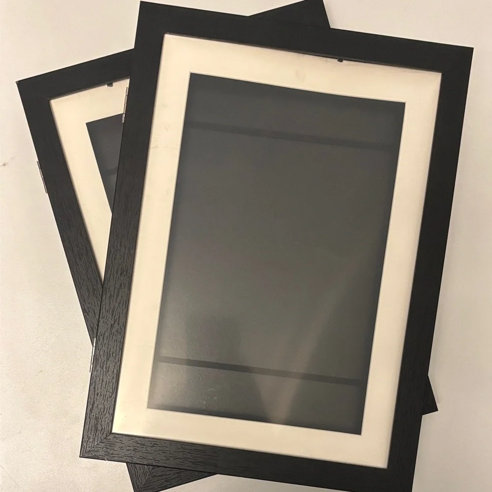 Elegant Black and White Picture Frame Set